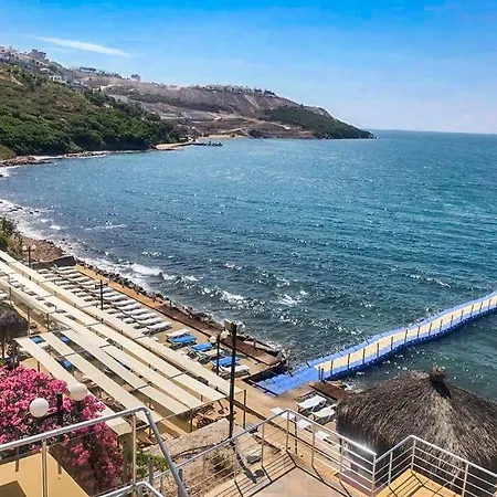 Sunset Luxury Getaway ~ Sea Views ~ Pool ~ Beach Apartamento