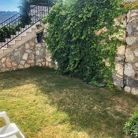 Sunset Luxury Getaway ~ Sea Views ~ Pool ~ Beach Apartamento *